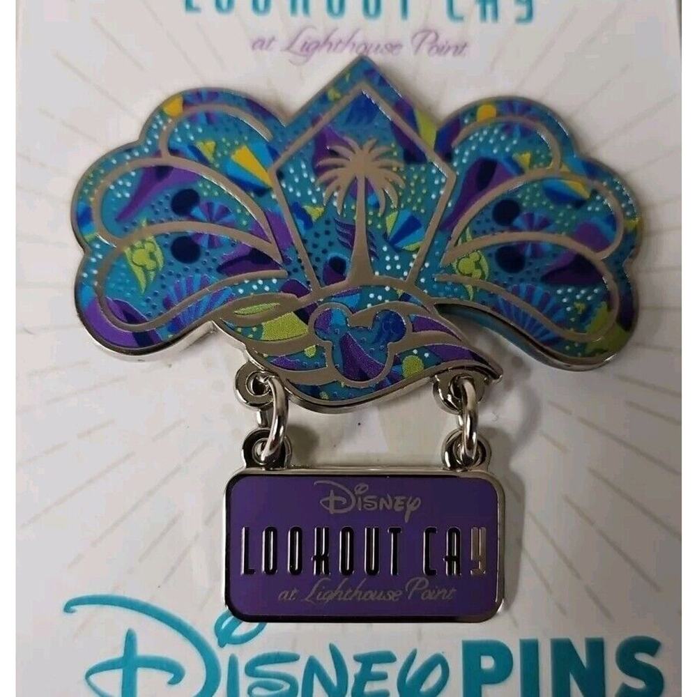 NEW Disney Cruise Line 2024 Lookout Cay Dangle Collectible Pin - Picture 2 of 2